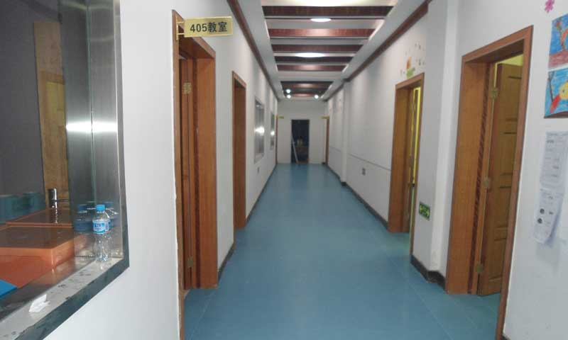 pvc地板和地板、瓷磚相比有什么差別？