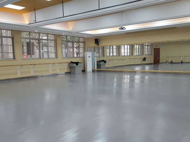 舞蹈地膠的環保性對于舞者至關重要