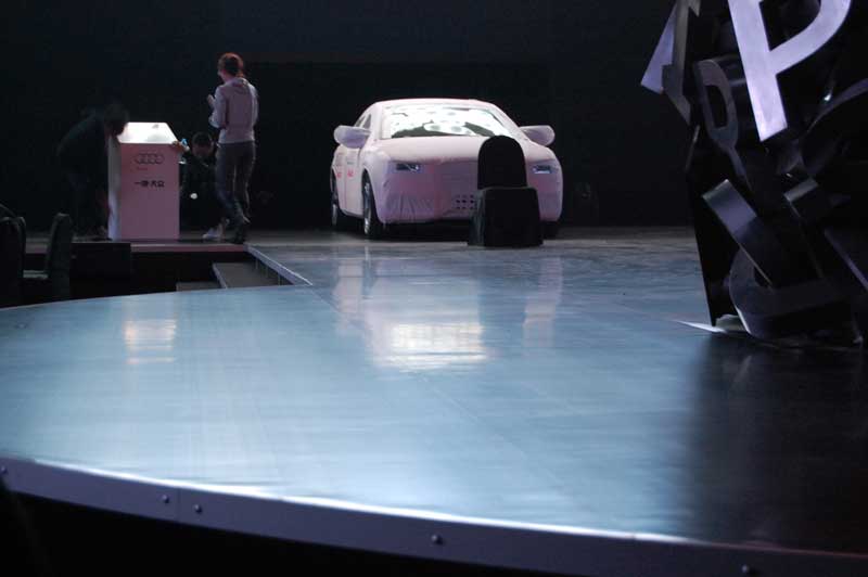 選擇舞臺地板的三個(gè)小訣竅